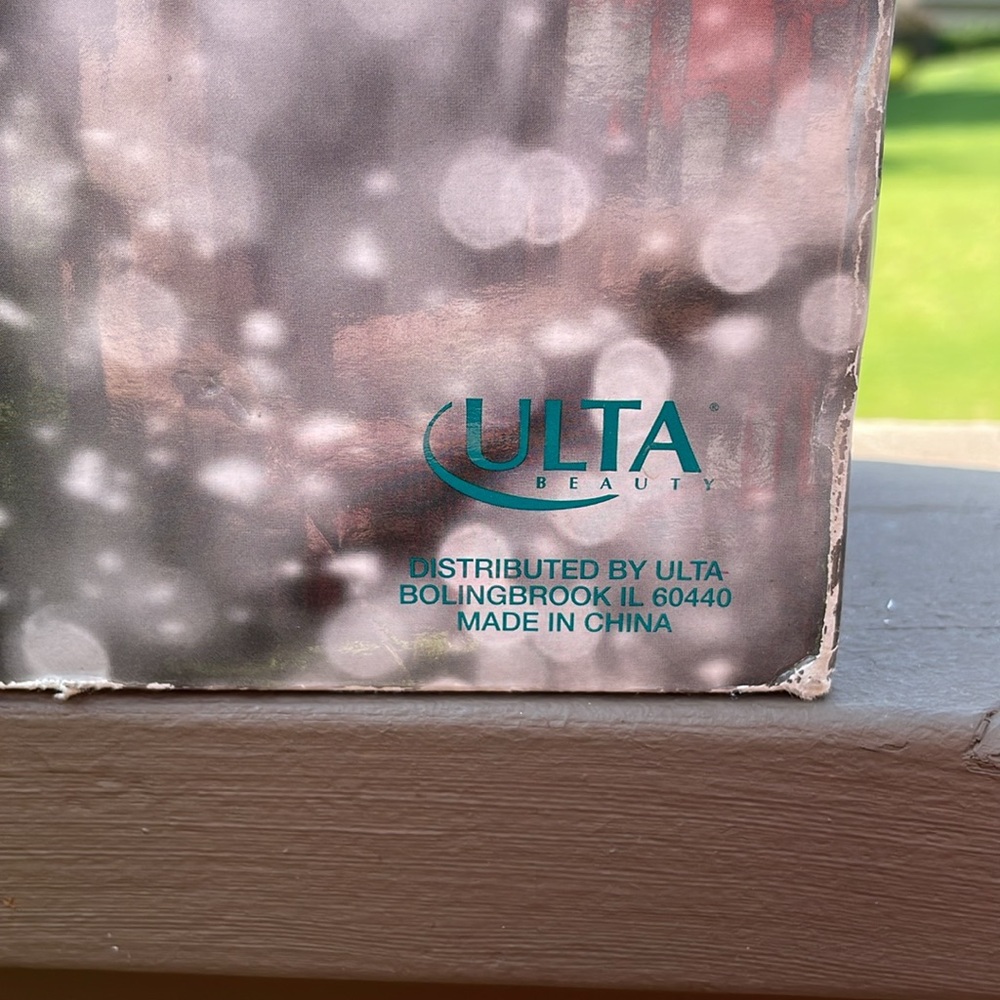 ULTA Platinum Rimmed Serving Set 5 pc includes 1 serving tray and 4 plates NEW - Picture 11 of 11